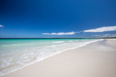 Metta At Myola, Stylish Cedar Beach House - WA Accommodation 1