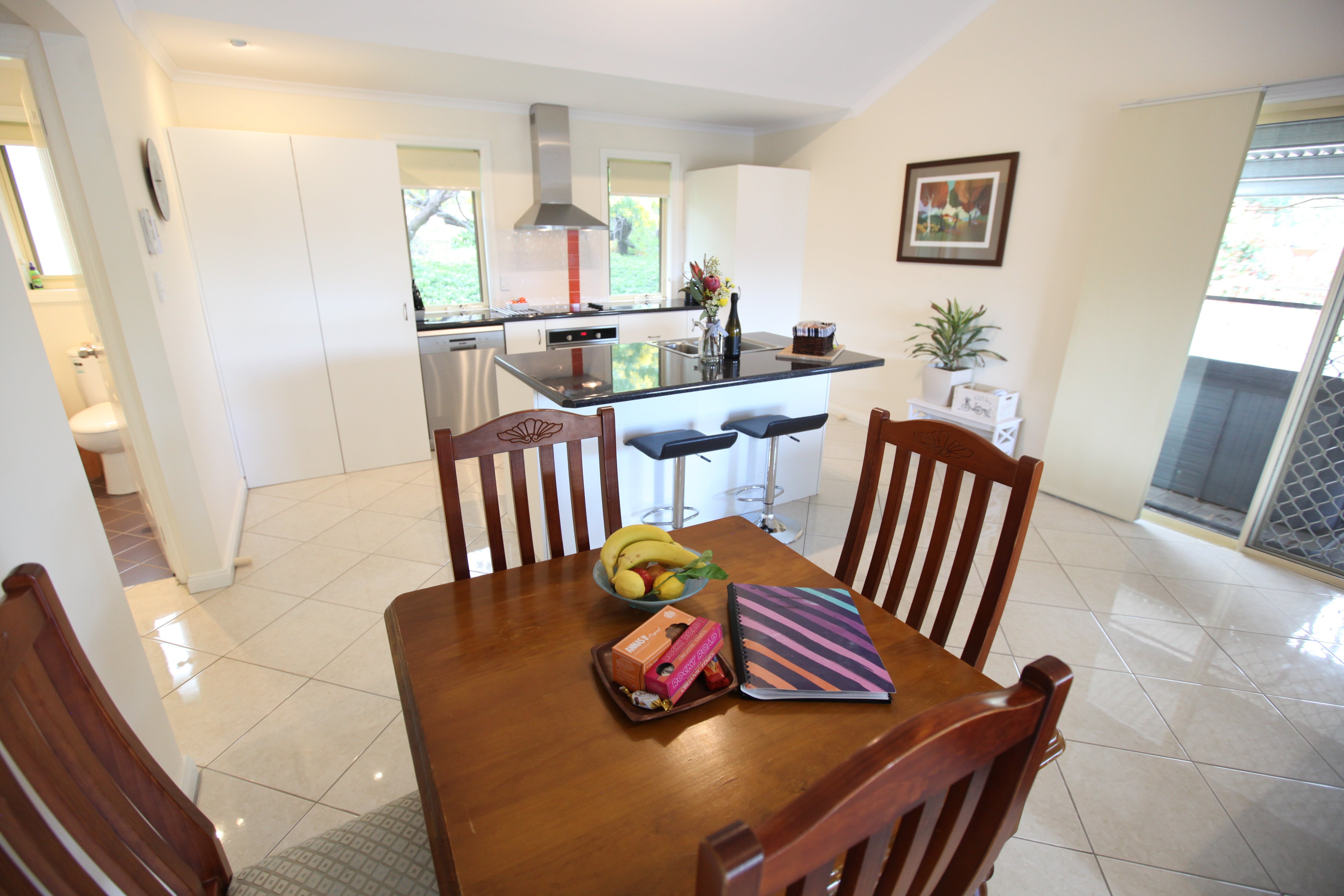 One Tree Bed And Breakfast: The Suite And The Retreat - thumb 1