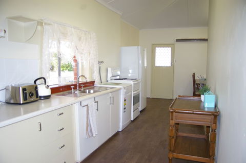 Porosa Ridge - Townsville Tourism 1