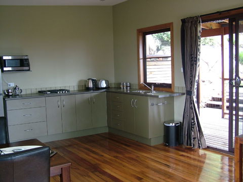 Sacred Mountain Retreat - Holiday Perth 2