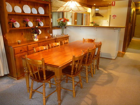 Silverpoint Accommodation - Tourism Caloundra 1