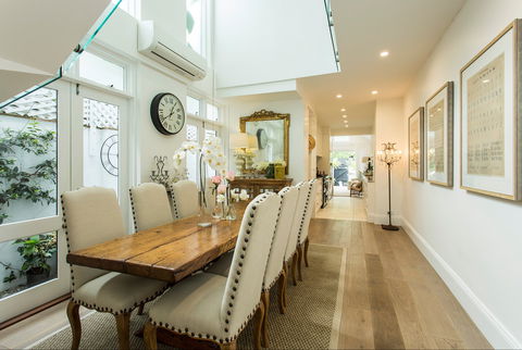 Stylish Interiors In The Bay - Whitsundays Tourism 2