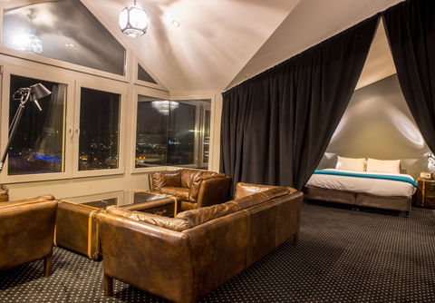 Sullivans Cove Apartments - Brooke St 4br Penthouse - Accommodation Directory 2