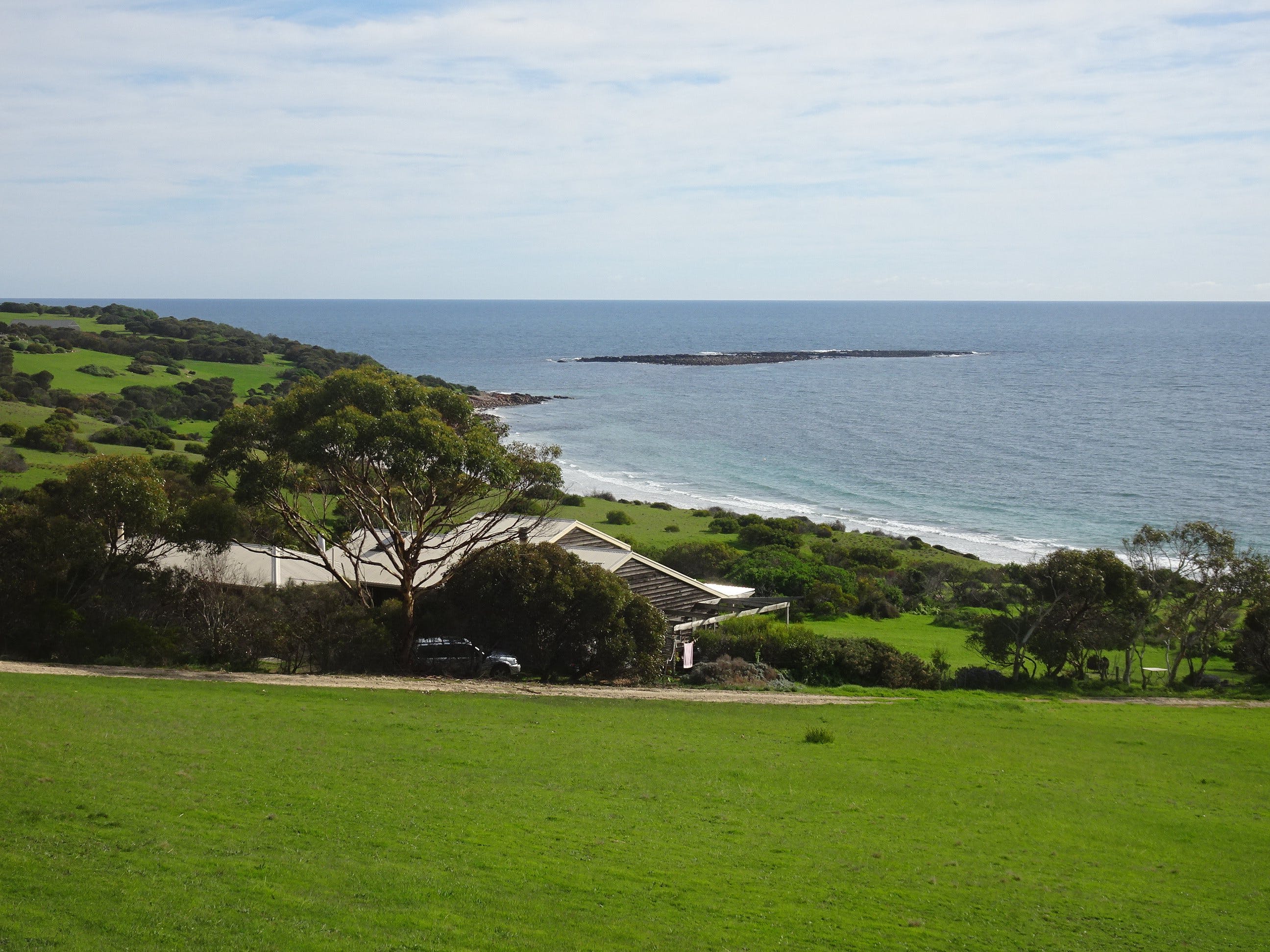Tu Emuz Stone Beachfront Cottage, Supporting Fire Recovery, Emu Bay, KI - thumb 0
