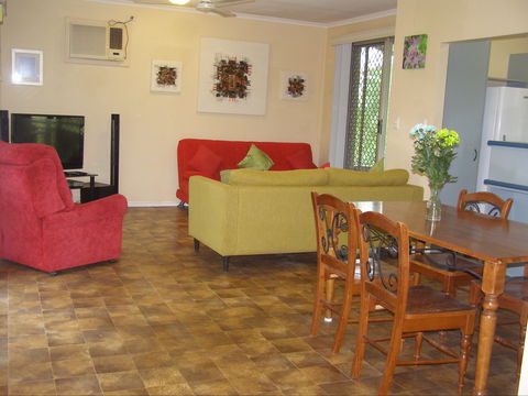 Wagait Beach Holiday Houses - Holiday Jervis Bay 2