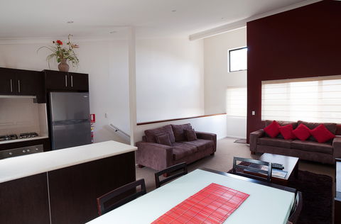 Aspen Creek 3 - Accommodation Asia 1