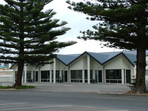 Beachport Caravan Park - Taree Accommodation 2