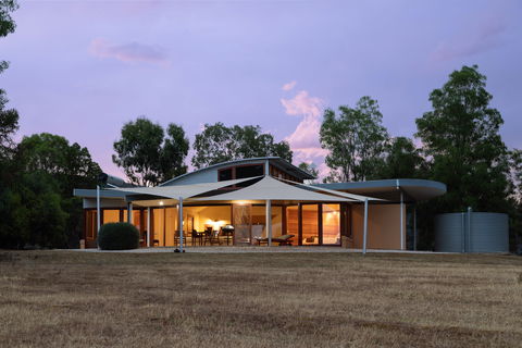 Boroka Downs - Accommodation Hamilton Island 0