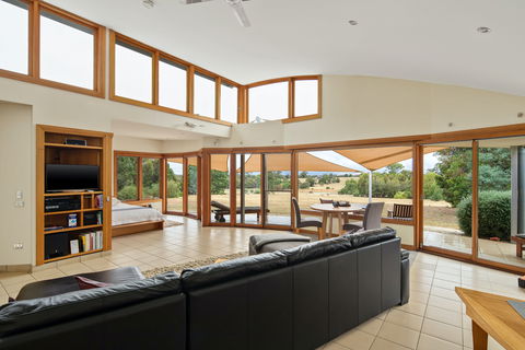 Boroka Downs - Accommodation Hamilton Island 2