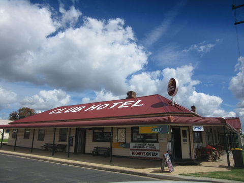 Club Hotel Emmaville - Accommodation Kalgoorlie 0