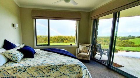 Eagle Rock Retreat - Carnarvon Accommodation 1