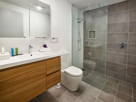 East Maitland Executive Apartments - YWait Travel 2