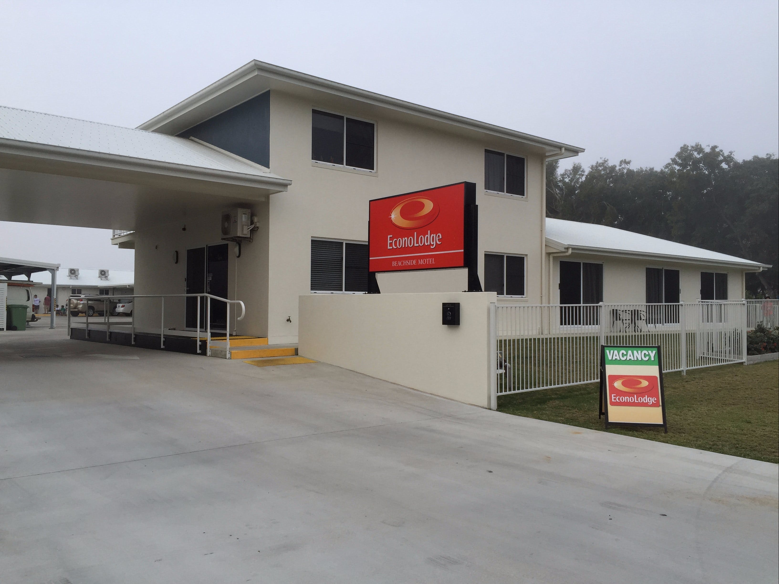 EconoLodge Beachside Motel - thumb 0