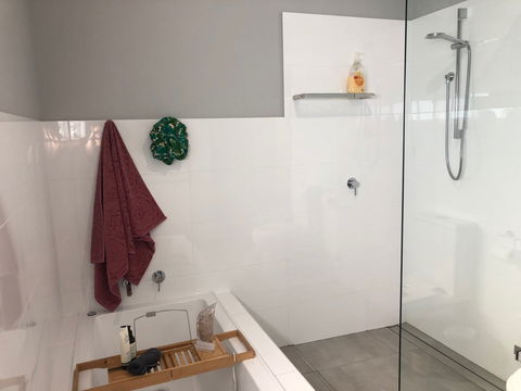 Escape At The Harbour - Wagga Wagga Accommodation 2