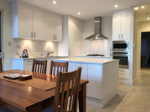 Grandview House Port Vincent Marina - Wagga Wagga Accommodation 1