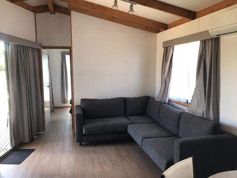 Great Western Villas - Accommodation Find 2
