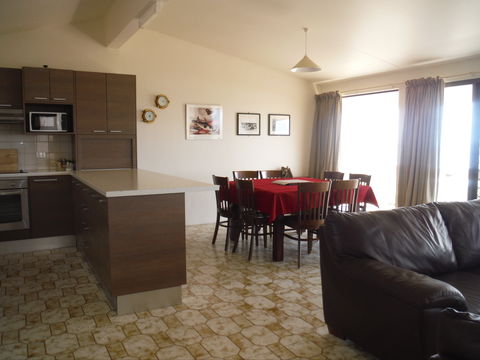 Moonta Bay Beach Villa 3 - Accommodation Sydney 2