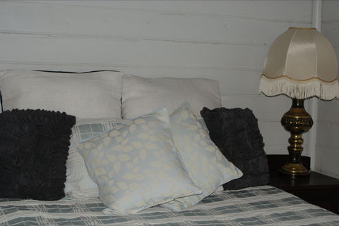 Moonan  Cottage - Brisbane Tourism 1