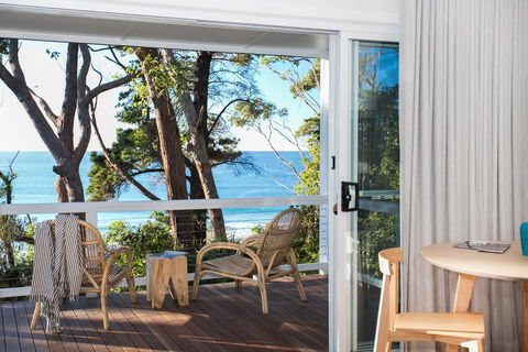 Pebbly Beach Escape - Accommodation Australia 1