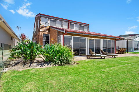 Penguin Head Retreat - Accommodation Yamba 2