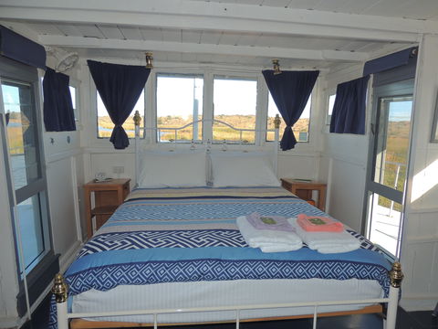 PS Federal Retreat Goolwa - Sunshine Coast Guide 2