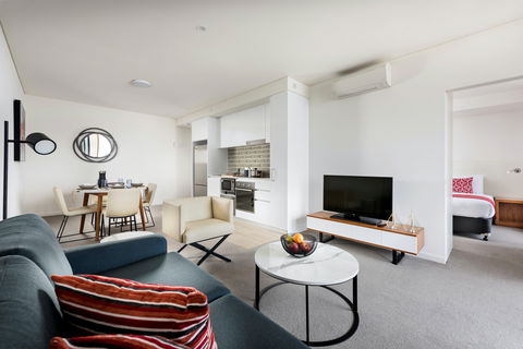 Ramada By Wyndham Vetroblu Scarborough Beach - Accommodation Asia 1