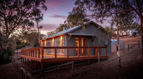 Angaston Saleyards - Elders Office - Wagga Wagga Accommodation 1