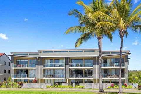 Beaches On Lammermoor Apartments - Accommodation Daintree 0