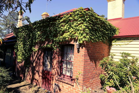 Bests Cottage Great Western - Accommodation Find 0
