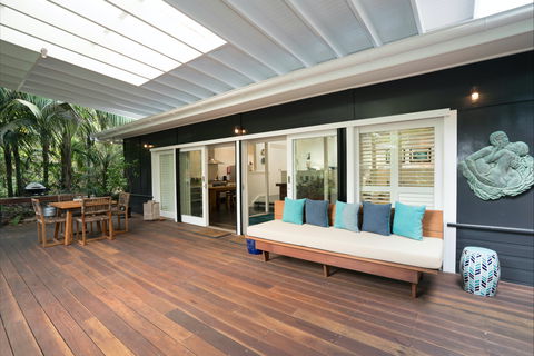 Blue Peter Luxury Beach House - Holiday Perth 2