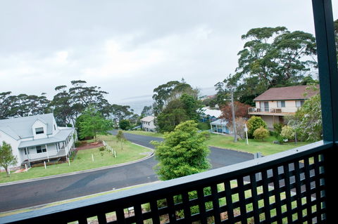 Bowen View - Accommodation Nelson Bay 0