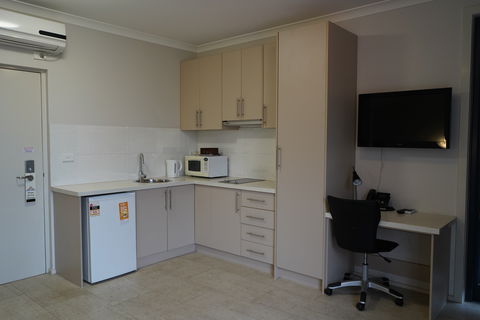 Carlton Lygon Lodge - Whitsundays Tourism 2