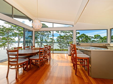 Cloudy Bay Lagoon Estate - Holiday Melbourne 2