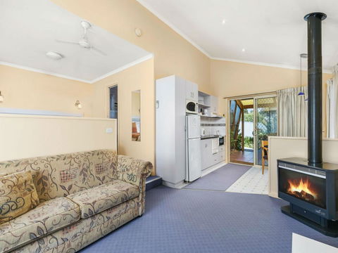 Cottages For Two - Accommodation Nelson Bay 0