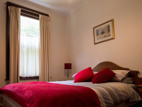 Creek Cottage Walhalla - Accommodation Perth 1