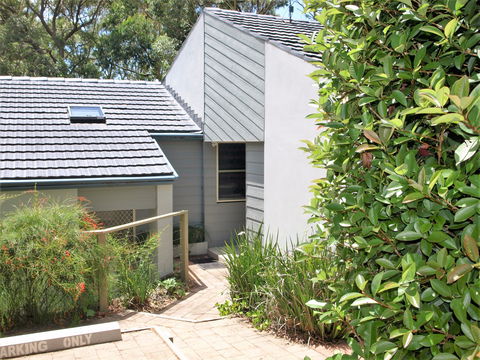 Hyams Beach Holiday Apartment - Accommodation Nelson Bay 0