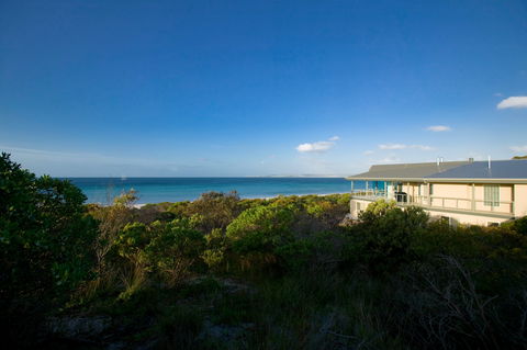 Island Beach Lodge - Accommodation Mount Tamborine 2