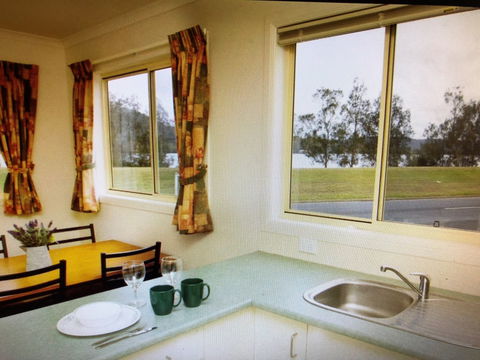 Maclean Riverside Caravan Park - Lightning Ridge Tourism 1