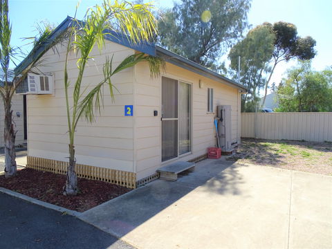 Moonta Bay Cabins - Cabin 2 - Accommodation in Bendigo 0
