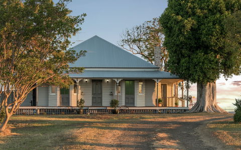 Mountview Homestead (near Toowoomba) - Byron Bay Accommodation 0