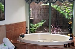 Eagle Hammer Cottages - Accommodation Australia 4