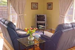 King Tide Townhouse - Accommodation Broken Hill 1