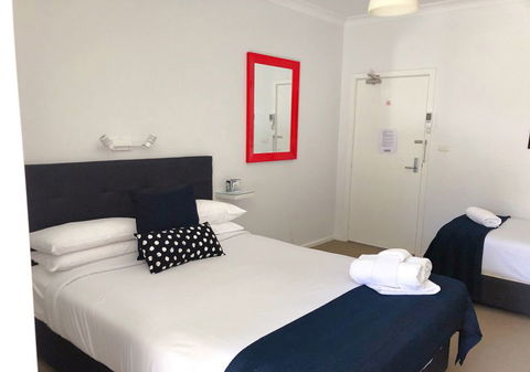 Canberra Short Term & Holiday Accommodation - Accommodation Broken Hill 4