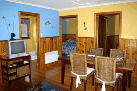 Bicheno's Gallery And Apartments - Accommodation Australia 0