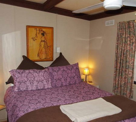 Lyle Hill Accommodation - WA Accommodation 2