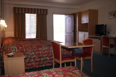 Abel Tasman Motor Inn Dubbo - YWait Travel 1
