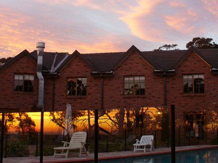 The Hideaway Retreat - Accommodation Broken Hill 0