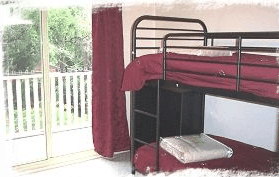 Lorikeet Cottage - Townsville Tourism