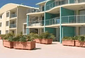 Waldorf Apartment Hotel - Casino Accommodation 0