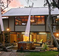 Endless Summer - Whitsundays Tourism